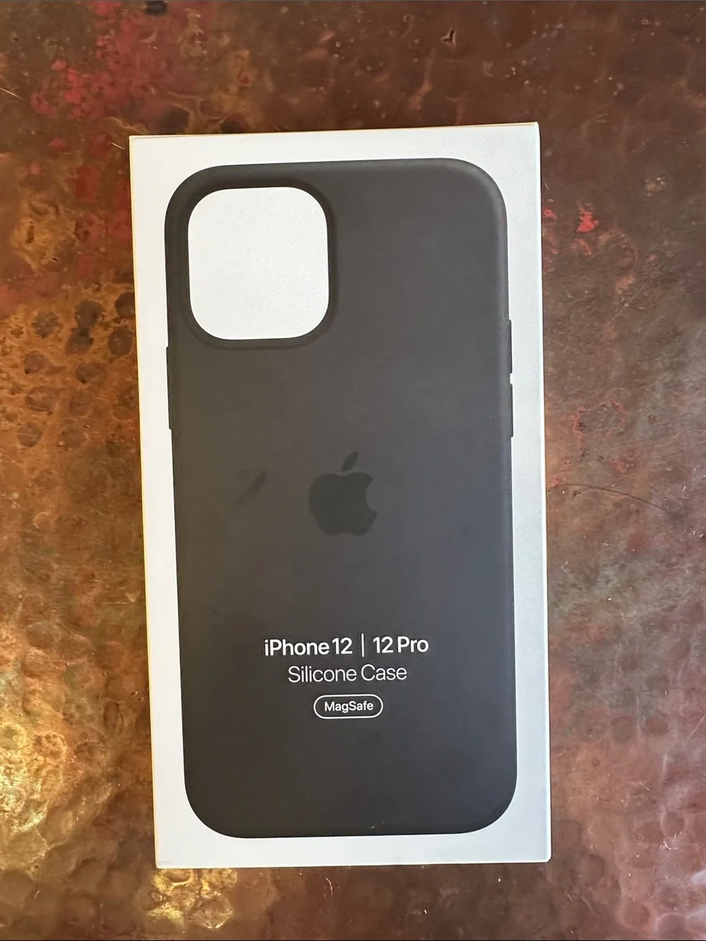 Apple iPhone 12 / 12 Pro Silicone Case - Black